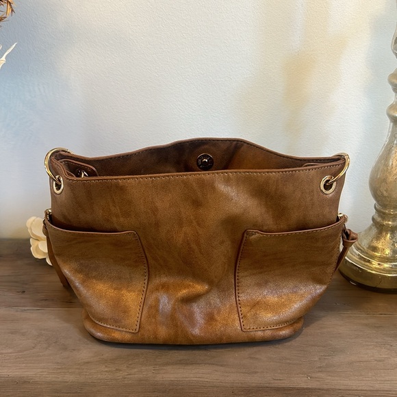 Steve Madden Greatest Bag Ever - Picture 2 of 10